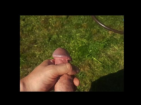 ❤️ Hot hottie si fa scopare la figa rosa e sborra con uno squirt in un giardino estivo ☑ Solo pornoal it.https-tubsexer.ru ❌